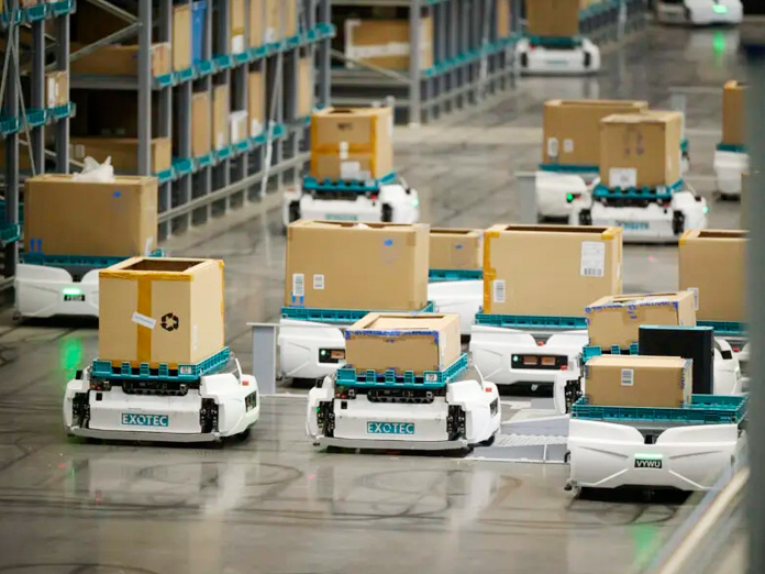 LogiMAT 2026: Exotec deploys Skyfleet across multiple Decathlon sites