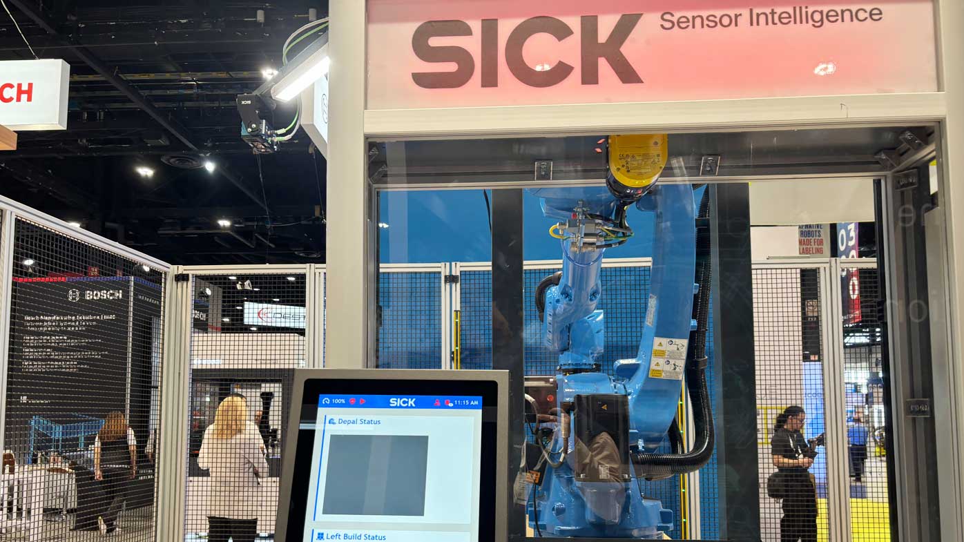 And SICK’s
booth featured multiple demonstrations of its Sensor Intelligence platform for robotic safety.