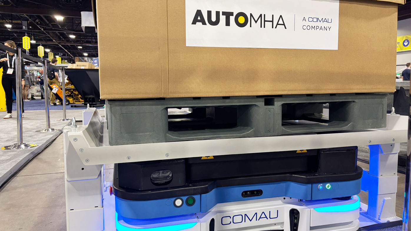 Follwing Comau's acquisition of Automha in summer 2025, the companies displayed their expanding hardware and software portfolio.