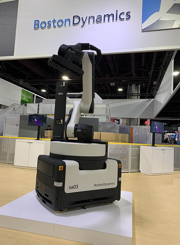 Boston Dynamics' Stretch at MODEX 2022