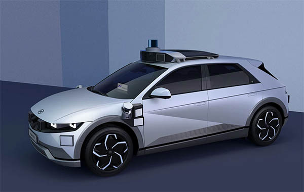 A Hyundai IONIQ 5 electric vehicle with Motional's autonomy technology.