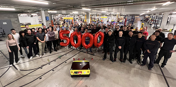 Kivnon team celebrates 5,000th robot
