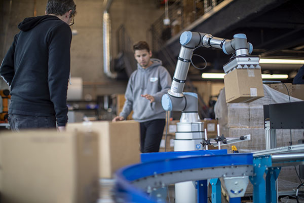The collaboration between Rapid Robotics and Universal Robots has resulted in an expansion in capabilities such as palletizing, box building and packing