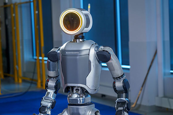 Boston Dynamics to commercialize electric Atlas humanoid robot