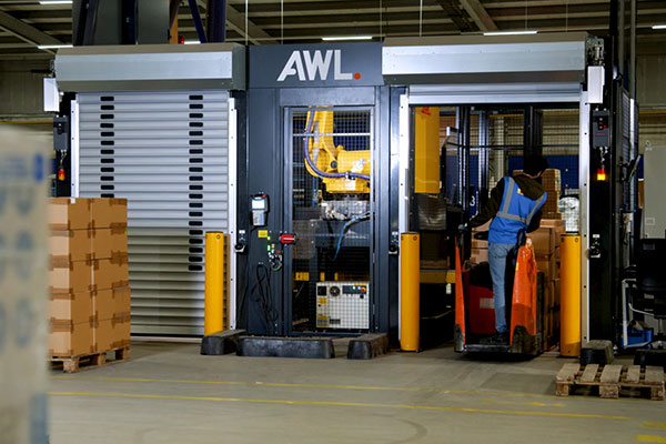 AWL deploys IDS Ensenso 3D cameras for DHL Rotterdam