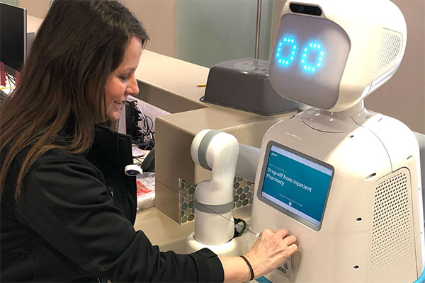 Diligent Robotics humanoid MMR performs one million deliveries