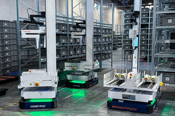 Brightpick Autopicker to be deployed by Superior Communications
