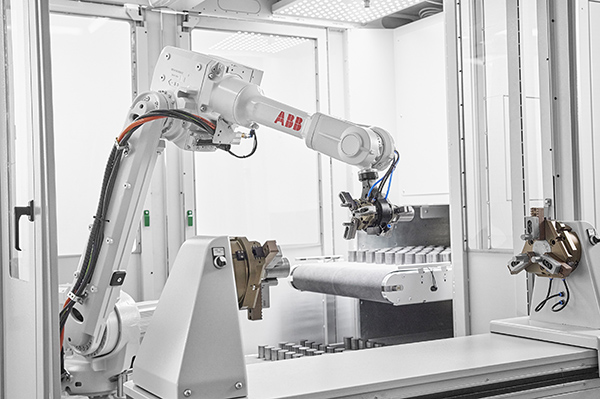 ABB Launches FlexLoader M for Modular Machine Tending