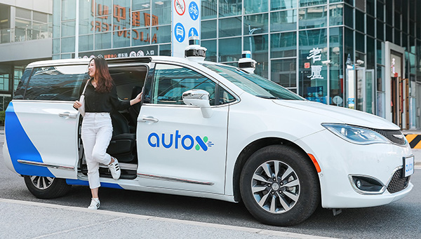 AutoX Discusses First 100 Days of RoboTaxi Service Without Safety Drivers