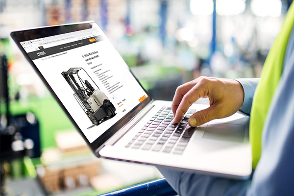 Crown Equipment launches Build My Truck feature for lift trucks