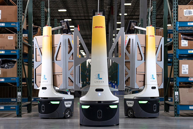 Peak Season Prep: Assisted Picking Robots Offer New Level of Flexibility