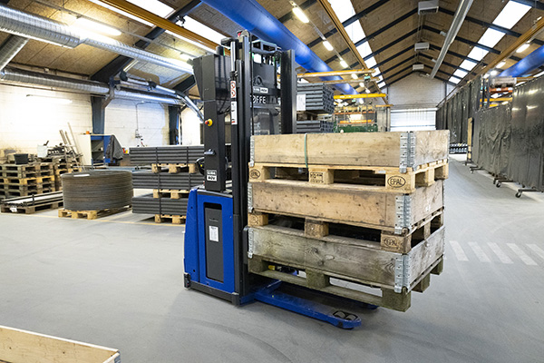 Global AGV driverless truck helps Fasterholt Maskinfabrik secure 30% growth