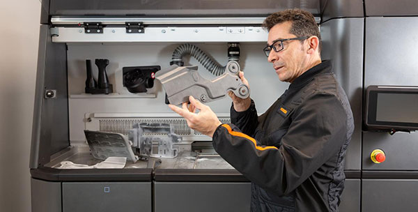 HP Inc. and Partners Mobilize 3D Printing Solutions to Battle COVID‐19