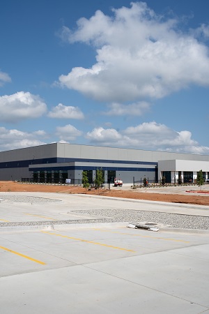 A new Texas facility fills a gap in Gap Inc.‘s e-commerce strategy