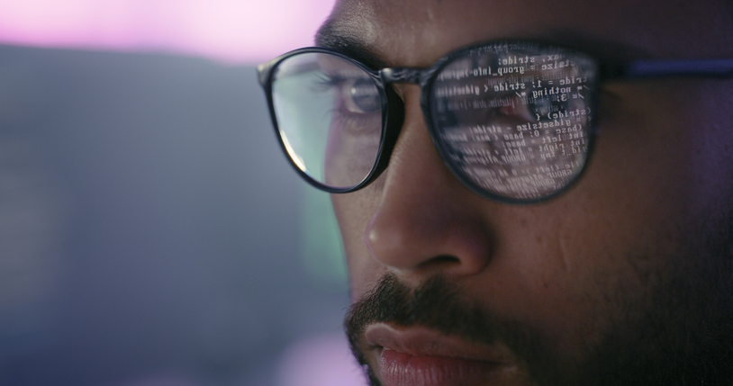 Eyewear Industry Streamlines Customer Experience Through Robotics and AI