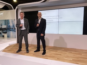 Knapp presents the perfect blend of robotics and AI