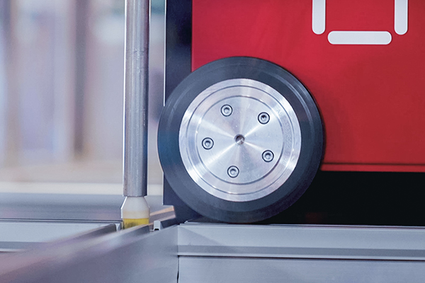 PACK Expo 2025: Kardex premieres SnapVac, AutoStore 3D Engine