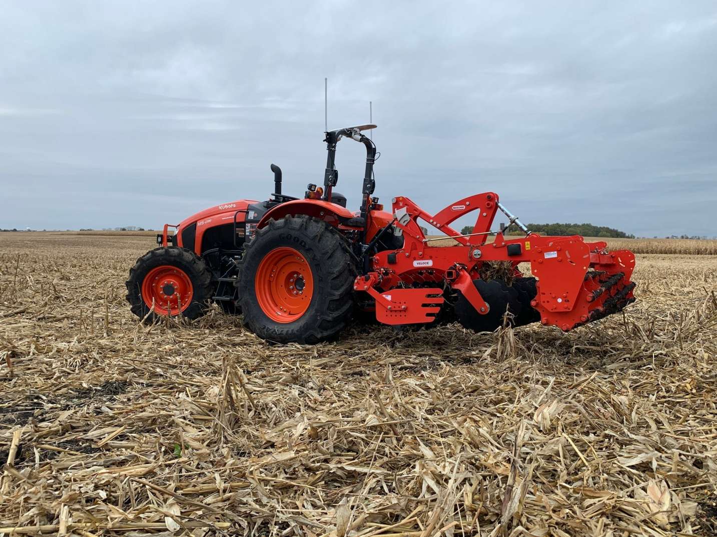 Sabanto Retrofits Kubota’s M5 Tractors With Self-Driving Capabilities