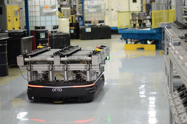 Danfoss Power Solutions Implements OTTO AMRs for Large Payloads