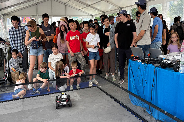 RoboBoston 2025 attracts over 7,500 attendees at yearly MassRobotics gathering in Boston