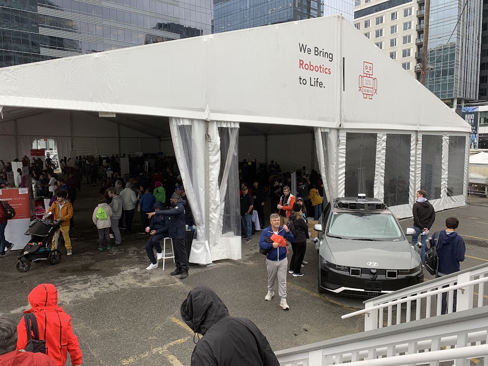 Robot Block Party Held by MassRobotics Shows Off Massachusetts Innovations