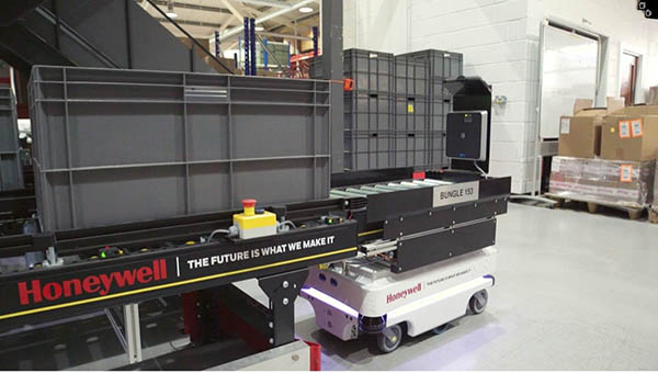 MiR to Host Webinar Focused on Replacing Tuggers With AMRs