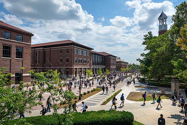 Purdue Engineering to Host Webinar on Advancing Freight Truck Automation