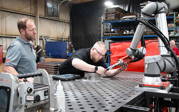 Universal Robots Predicts That Automation Will Help Manufacturers Meet 2023 Goals