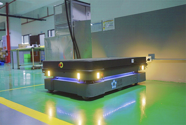 Runner Group Automates Internal Logistics for Kitchenware With MiR Robots