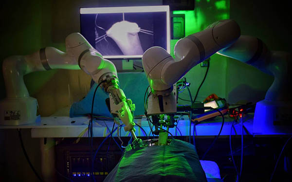 Johns Hopkins STAR Performs First Robotic Laparascopic Surgery Without Human Guidance