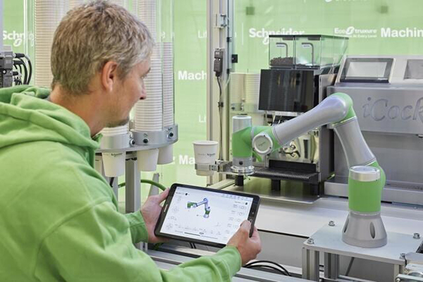 Automate 2025: Schneider Electric introduces industrial copilot