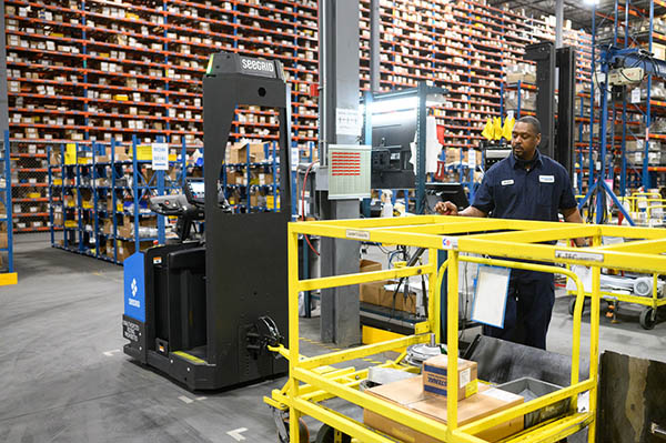 Seegrid Mobile Robots Make Material Flow More Reliable at Sumitomo Drive Technologies