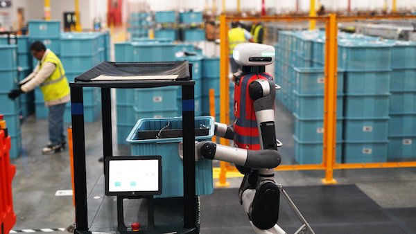 Human-centric Robot Digs into Logistics Tasks