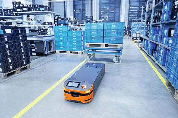 Automating Dolly Positioning and Pallet Pocket Detection Tasks in Distribution Centers