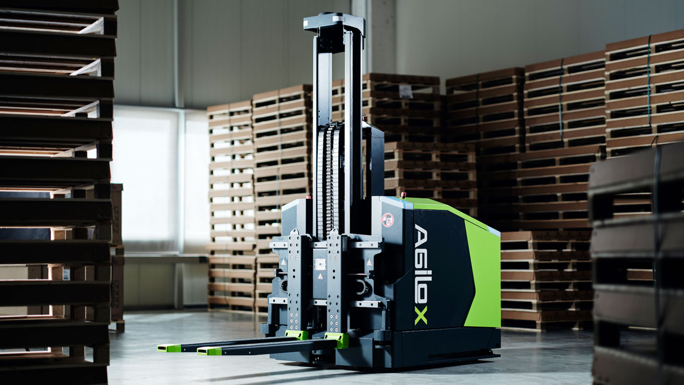 Floor-to-floor transportation is one thing, but integrating elevated stations and conveyors into the mix is where the unique capabilities of AGILOX AMRs shine. The OFL is AGILOX’s latest offering, capable of lifting pallets and custom load carriers up to 800 kg / 1.764 lbs. to heights of 1,200 mm / 47.2 in. The AGILOX OFL can pick up pallets directly from the floor and transport them from station-to-station efficiently. The OCF has lifting capabilities of 1,500 KG / 3,306 lbs. per load, reaching heights of 1,600 MM / 63 in. The OCF has a stronger load capacity and the ability to pick up a wide variety of load carriers. Both AMRs serve conveyor systems, handle storage on the above-ground shelf levels and stack load carriers alike, all without requiring any changes to your existing infrastructure. Their omnidirectional movements ensure optimal performance, even in the narrowest of spaces. AGILOX, agilox.net/en, Booth C11583