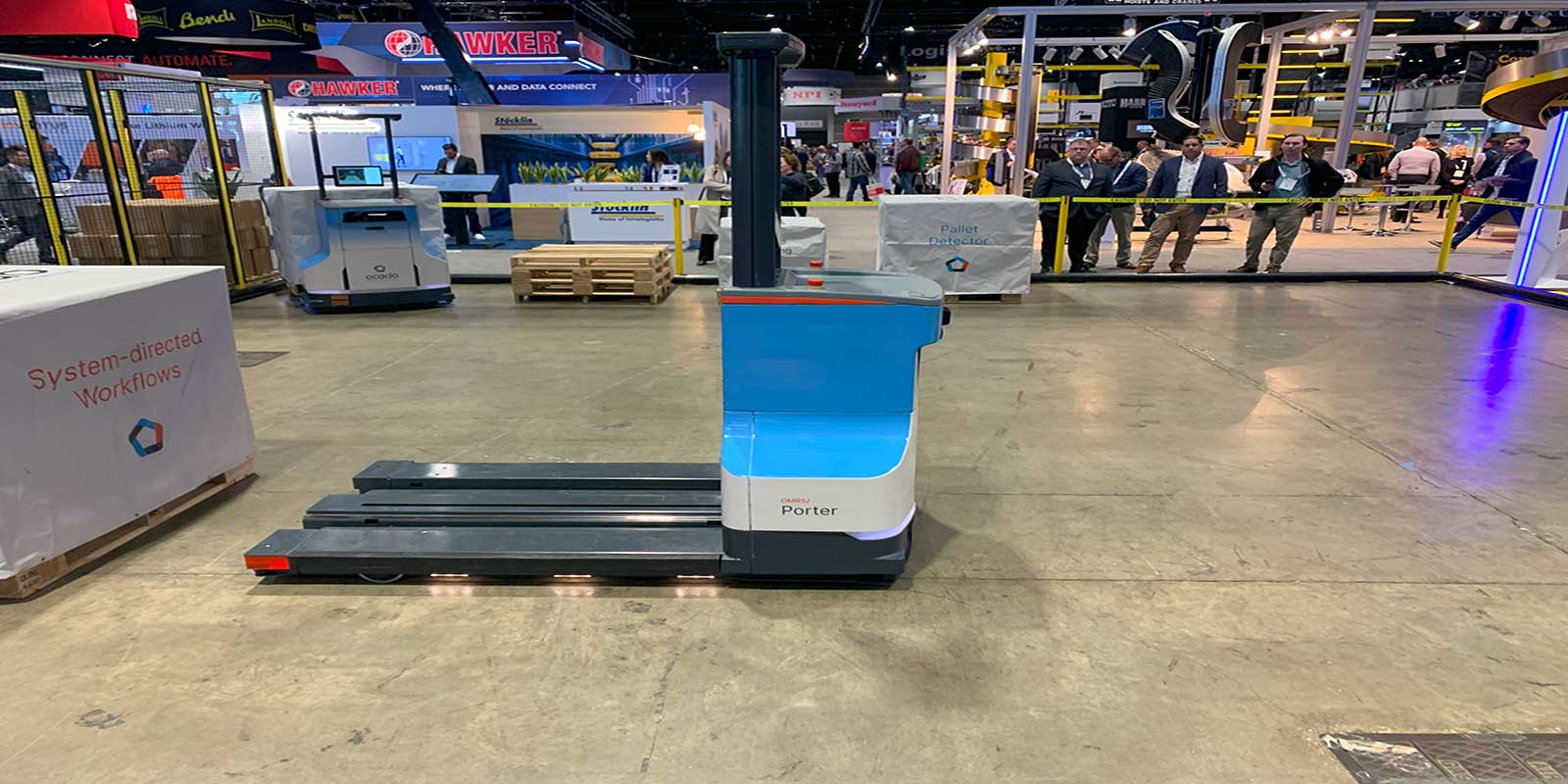 OIA unveiled its long-awaited Porter autonomous pallet moving robot (AMR) for optimized warehouse palletizing capabilities. 
