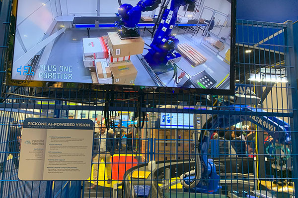 ​Plus One Robotics, working on a Yaskawa arm, gave attendees a demonstration of its PickOne platform. 